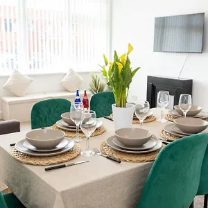Apartment Manchester Airport Modernised - Free Parking, Cheadle Hulme